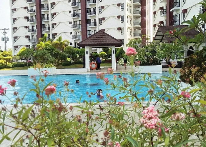 Apartment Royal Ocean Crest Mactan Near Airport With Pool View